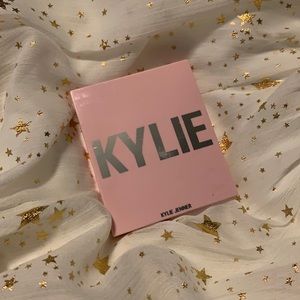 Kylie Cosmetics “Dreamin of Diamonds” Highlighter